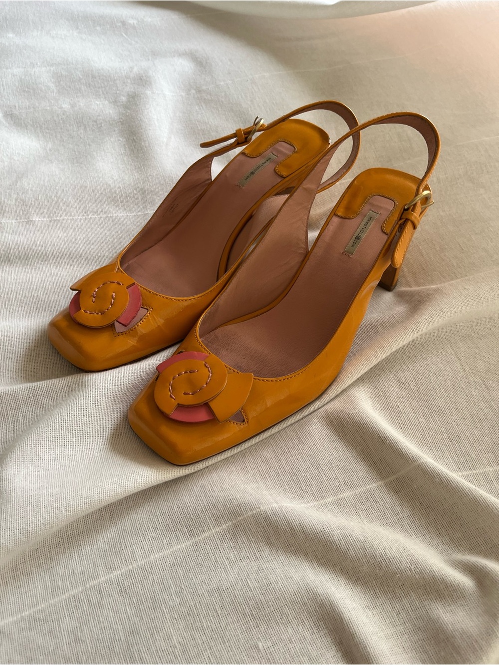Orange Slingback Heels with Pink Accent🍊🌺💫